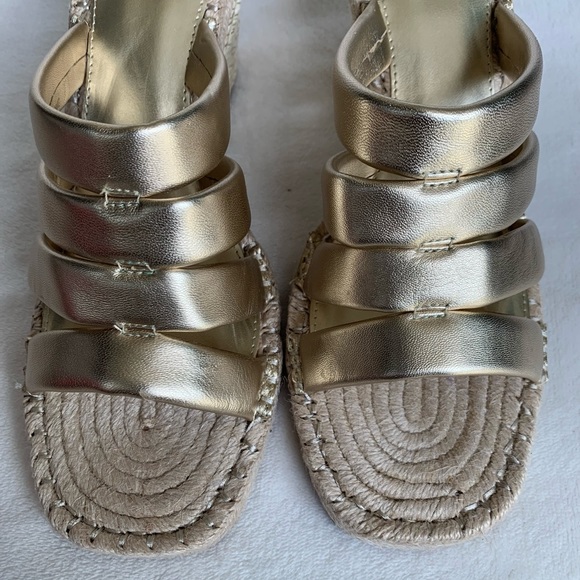 VINCE CAMUTO MOLISANA WEDGE - Picture 5 of 16